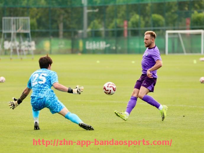 半岛体育app-世俱杯比赛太精彩了!球迷弹幕与社交热评精选